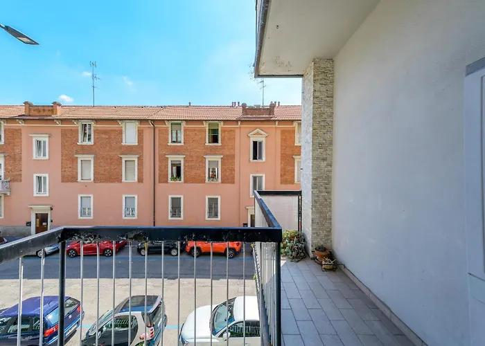 Nuovissima Dimora Con Terrazzino